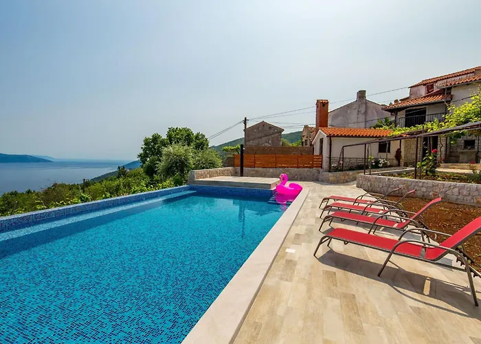 Mit Grossem Garten Und Pool By Interhome Dom wakacyjny