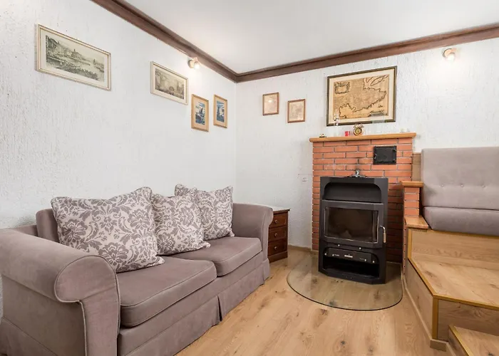 Dom wakacyjny Mit Grossem Garten Und Pool By Interhome