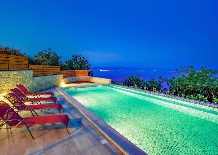 Mit Grossem Garten Und Pool By Interhome Vakantiehuis Mošćenička Draga