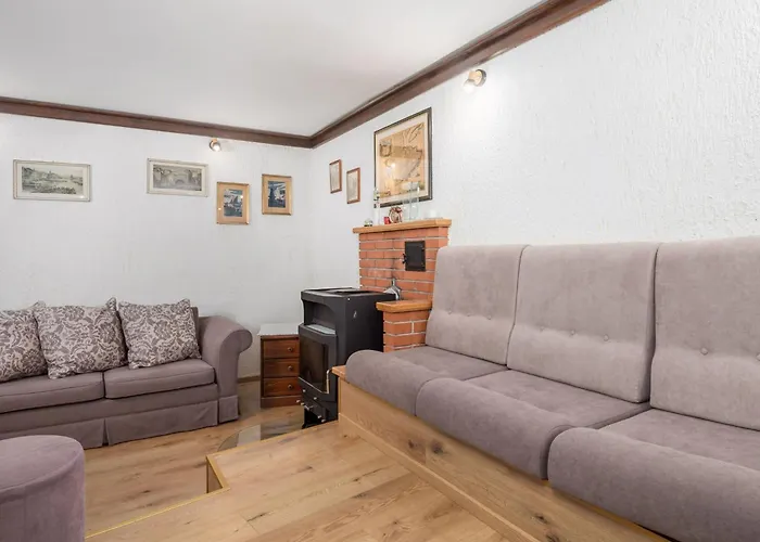 Vakantiehuis Mit Grossem Garten Und Pool By Interhome