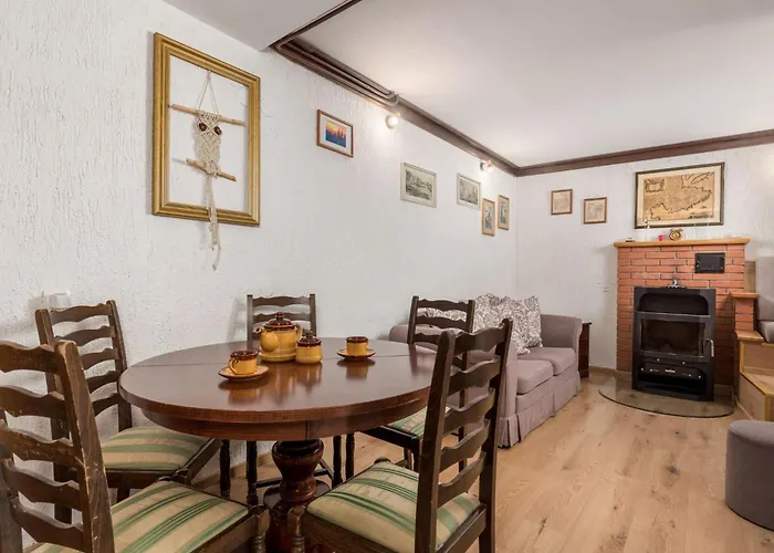 Mit Grossem Garten Und Pool By Interhome Vakantiehuis Mošćenička Draga